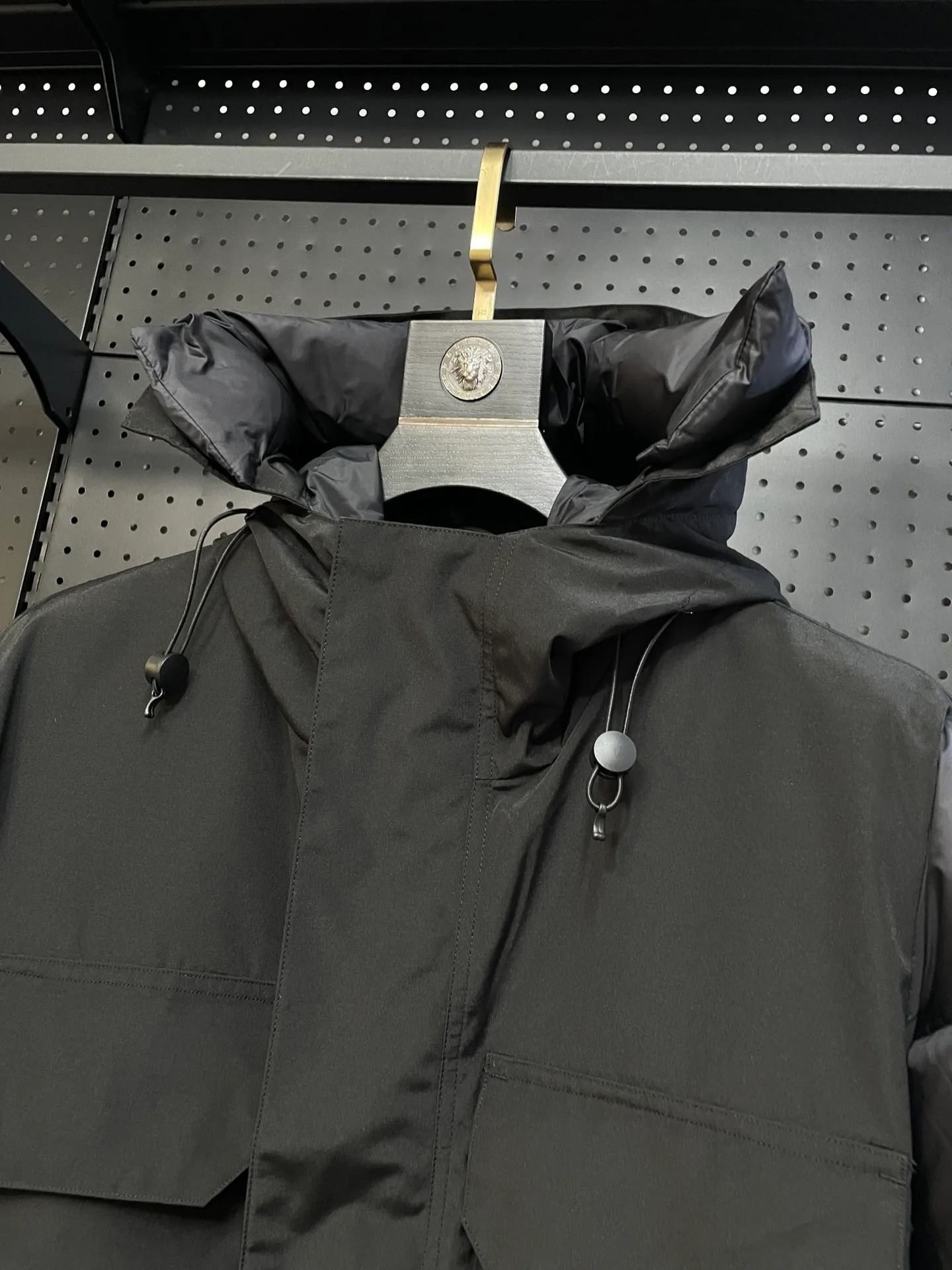 2058MW Canada Goose 。( +100) Standard Expedition Classic ，Canada Goose 。 Expedition ， ， ， ， Quality 。 ：Black White Pink Gray Size：XS S M L XL XXL